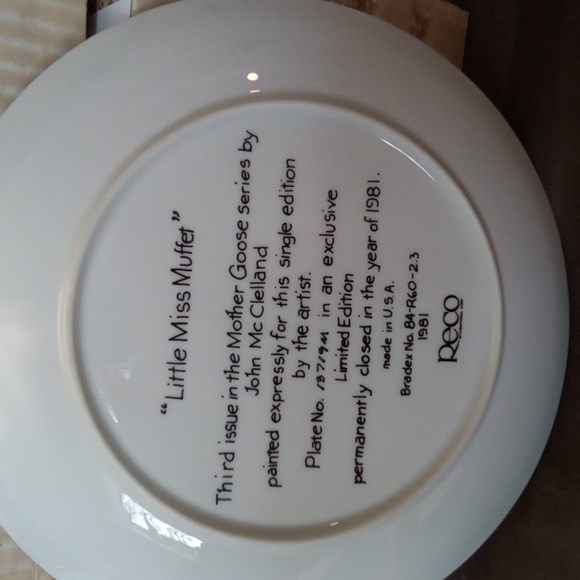 #748 Little Miss Muffet - Picture 2 of 4